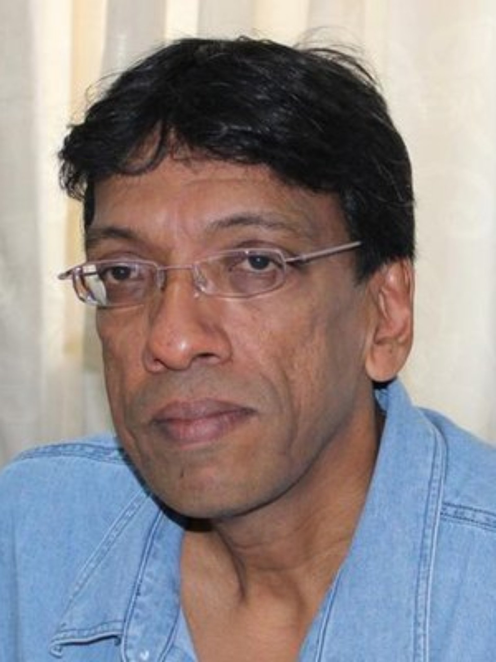 Perera, Dr. Jehan