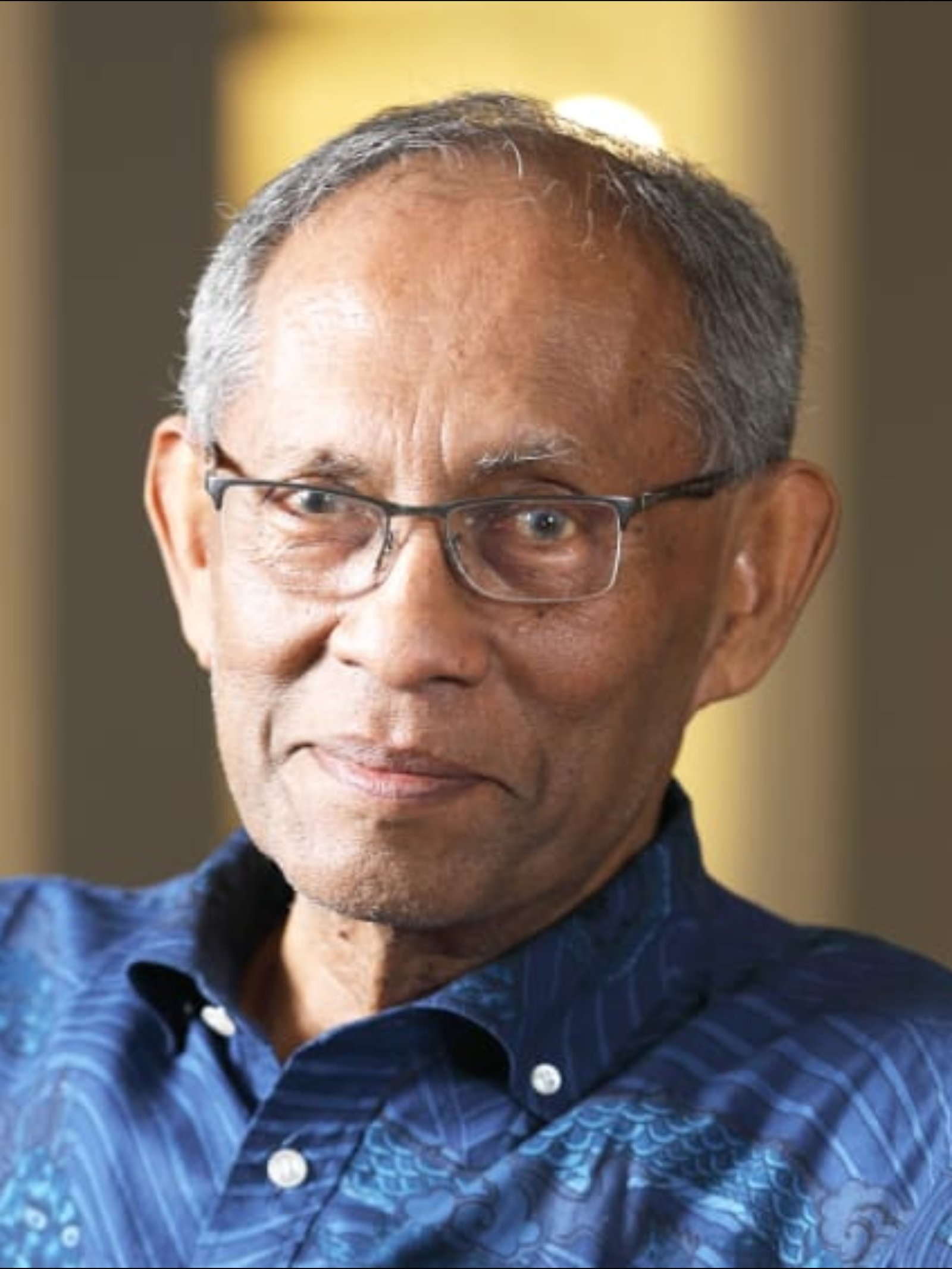 Wickramasinghe, Prof. Chandra